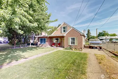 530 SW 4th Street, College Place, WA 99324 - Photo 2