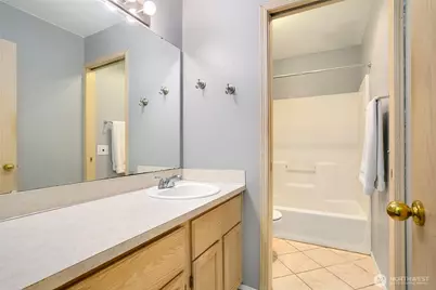 5136 Browns Point Boulevard #C, Tacoma, WA 98422 - Photo 12