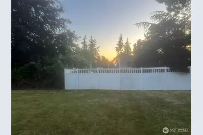 8312 45th Place W, Mukilteo, WA 98275 - Photo 22