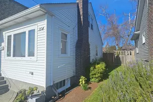 154 NW 73rd St, Seattle, WA 98117 - Photo 4