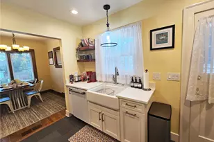 154 NW 73rd St, Seattle, WA 98117 - Photo 12