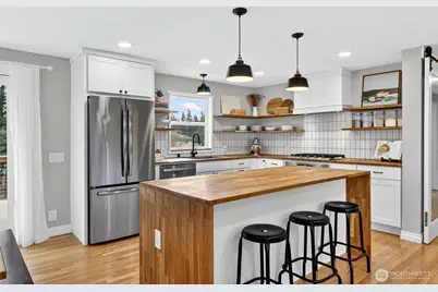 22207 54th Avenue W, Mountlake Terrace, WA 98043 - Photo 8