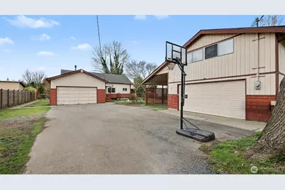 12507 50th Place S, Tukwila, WA 98108 - Photo 1