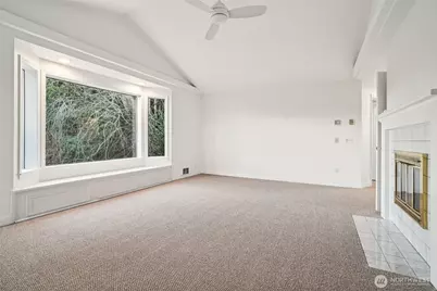 1114 2nd Avenue N, Seattle, WA 98109 - Photo 18