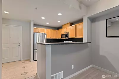 16275 NE 85th Street #311, Redmond, WA 98052 - Photo 6