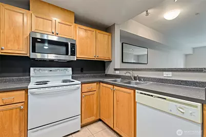 16275 NE 85th Street #311, Redmond, WA 98052 - Photo 8