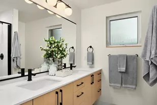 1455 22nd Ave, Seattle, WA 98122 - Photo 10