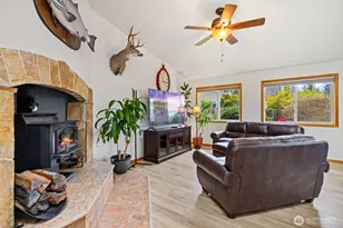 716 S N St, Port Angeles, WA 98363 - Photo 4