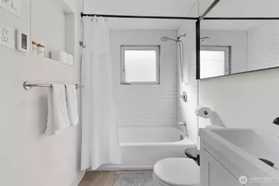 8731 13th Avenue NW, Seattle, WA 98117 - Photo 12