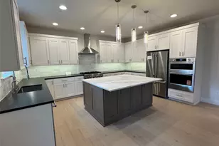 9207 NE 175th St, Bothell, WA 98011 - Photo 10