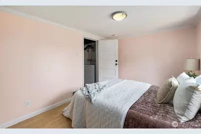 340 NE 53rd Street, Seattle, WA 98105 - Photo 26