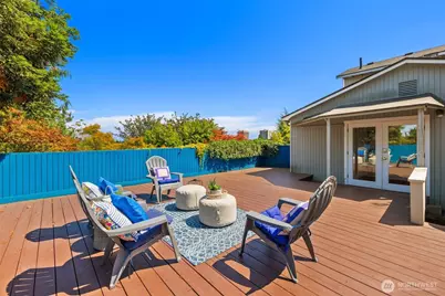 340 NE 53rd Street, Seattle, WA 98105 - Photo 32