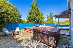 340 NE 53rd St, Seattle, WA 98105 - Photo 34