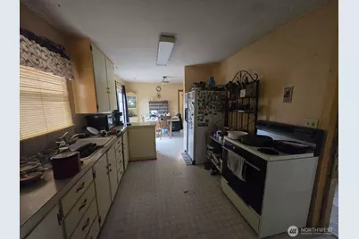 1318 S 6th Avenue, Yakima, WA 98902 - Photo 12