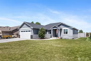 409 S Birch St, Moses Lake, WA 98837 - Photo 2