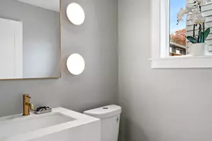 8003 25th Ave NW, Seattle, WA 98117 - Photo 16