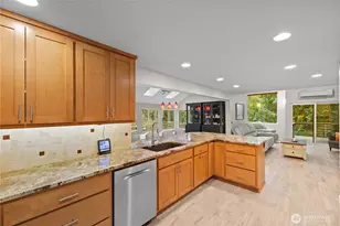 9238 50th Pl W, Mukilteo, WA 98275 - Photo 10