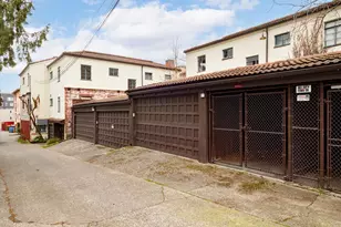 1106 NE 42nd, Seattle, WA 98105 - Photo 30