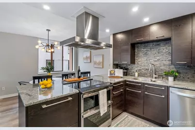 1120 8th Avenue #904, Seattle, WA 98101 - Photo 12