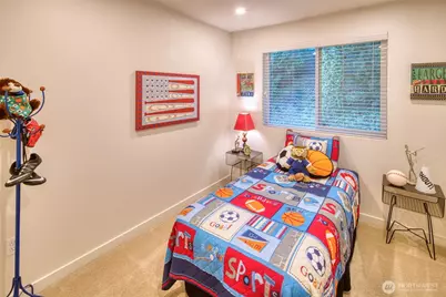 23300 SE Black Nugget Road #F6, Issaquah, WA 98029 - Photo 12