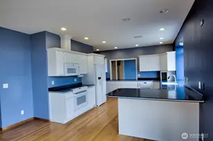 4716 D'Milluhr Dr NE, Olympia, WA 98516 - Photo 8