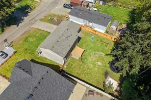 12805 228th Ave E, Bonney Lake, WA 98391 - Photo 32
