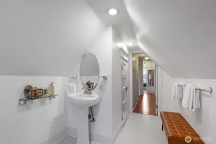 2128 S Ainsworth Ave, Tacoma, WA 98405 - Photo 26