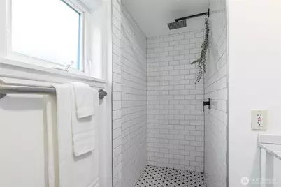 2128 S Ainsworth Avenue, Tacoma, WA 98405 - Photo 20