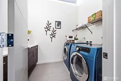 2447 S Spencer Street, Seattle, WA 98108 - Photo 32