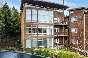 4501 Fidalgo Bay Rd, Anacortes, WA 98221 - Photo 2