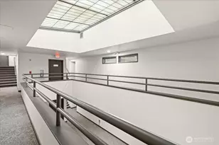 5225 50th Ave NE, Seattle, WA 98105 - Photo 6