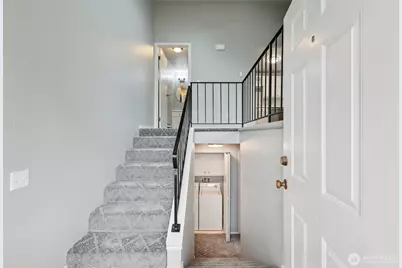 115 McKean Court #D, Enumclaw, WA 98022 - Photo 2