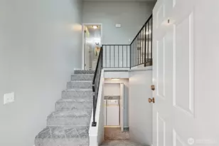 115 McKean Ct, Enumclaw, WA 98022 - Photo 2