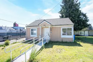 758 108th St S, Tacoma, WA 98444 - Photo 2