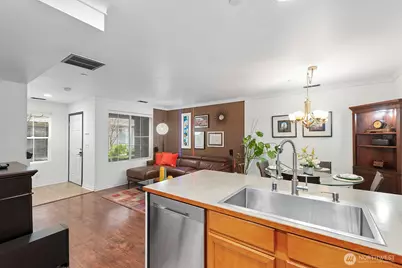 877 5th Pl NE, Issaquah, WA 98029 - Photo 12