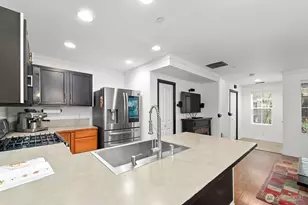 877 5th Pl NE, Issaquah, WA 98029 - Photo 10