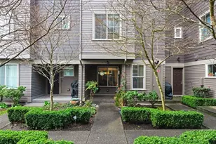 877 5th Pl NE, Issaquah, WA 98029 - Photo 1