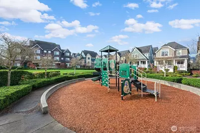 877 5th Pl NE, Issaquah, WA 98029 - Photo 30