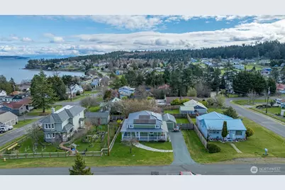 705 NE Haller Street, Coupeville, WA 98239 - Photo 2