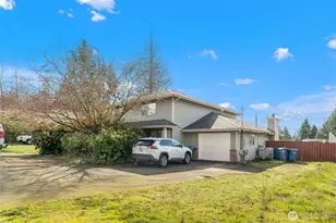 4528 148th St SW, Lynnwood, WA 98087 - Photo 2