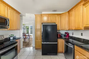 3836 Letitia Ave S, Seattle, WA 98118 - Photo 16