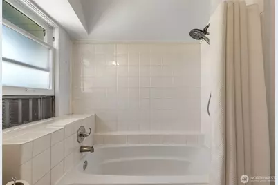 3836 Letitia Avenue S, Seattle, WA 98118 - Photo 24