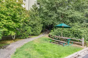 300 High School Rd NE, Bainbridge Island, WA 98110 - Photo 32