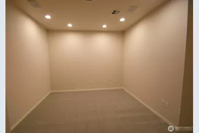 22562 SE 45th Street, Issaquah, WA 98029 - Photo 12