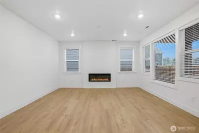 20409 Mystic Place E, Bonney Lake, WA 98391 - Photo 8