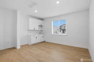 20409 Mystic Pl E, Bonney Lake, WA 98391 - Photo 10