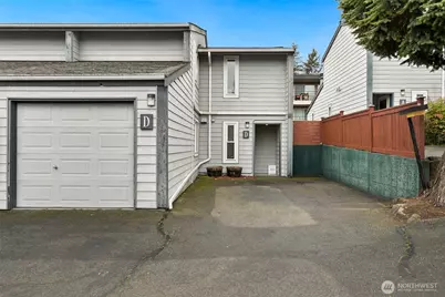 15929 3rd Place SW #D, Burien, WA 98166 - Photo 2