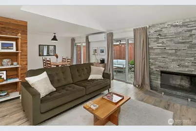 15929 3rd Place SW #D, Burien, WA 98166 - Photo 6