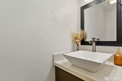 15929 3rd Place SW #D, Burien, WA 98166 - Photo 12