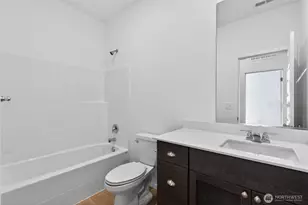 20480 Echo Ln E, Bonney Lake, WA 98391 - Photo 16